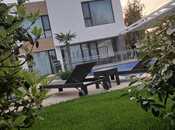 5 otaqlı həyət evi/bağ evi - Mərdəkan q. - 240 m²