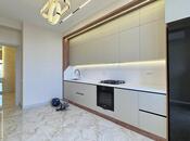 3-комн. новостройка - м. 28 мая - 125 м²
