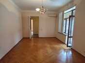 3 otaqlı köhnə tikili - Elmlər Akademiyası m. - 85 m²