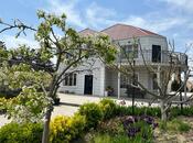 6 otaqlı həyət evi/bağ evi - Bilgəh q. - 240 m²