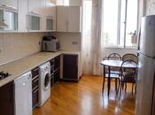 4-комн. новостройка - м. 28 мая - 145 м²