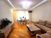 Продаётся 3-комн. вторичка 75 м², м. Кара Караев, photo 2 from 8