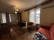 Satılır 2 otaqlı köhnə tikili 50 m², Elmlər Akademiyası m., photo 2 from 8