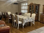 6 otaqlı həyət evi/bağ evi - Avtovağzal m. - 216 m²