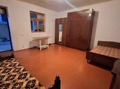 1 otaqlı həyət evi/bağ evi - 20-ci sahə q. - 30 m²