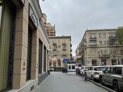 Satılır 3 otaqlı köhnə tikili 120 m², Sahil m., photo 1 from 8