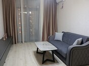 Сдаётся 2-комн. новостройка 70 м², м. Низами, photo 1 from 8