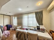 2-комн. вторичка - м. Элмляр Академиясы - 50 м²