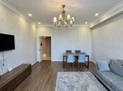 2-комн. новостройка - м. 8 ноября - 70 м²