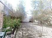 5 otaqlı həyət evi/bağ evi - Əhmədli m. - 200 m²