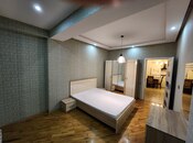 Сдаётся 2-комн. новостройка 70 м², м. Нефтчиляр, photo 1 from 8