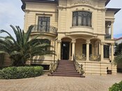 6 otaqlı həyət evi/bağ evi - Həzi Aslanov q. - 700 m²
