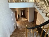 5 otaqlı həyət evi/bağ evi - Novxanı q. - 200 m²