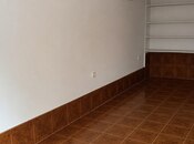 Qaraj - Şah İsmayıl Xətai m. - 18 m²