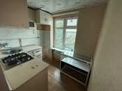 2 otaqlı köhnə tikili - İnşaatçılar m. - 50 m²