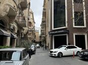 Satılır 3 otaqlı köhnə tikili 120 m², Sahil m., photo 1 from 8