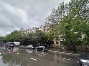 Продаётся 2-комн. вторичка 55 м², м. Иншаатчылар, photo 1 from 8