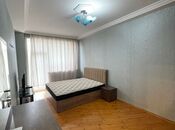 2 otaqlı köhnə tikili - 8 Noyabr m. - 80 m²