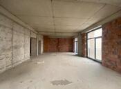 4 otaqlı yeni tikili - 28 May m. - 242 m²