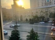 Продаётся 3-комн. вторичка 80 м², м. Нариман Нариманов, photo 1 from 8
