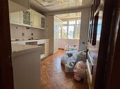 Продаётся 4-комн. вторичка 75 м², м. Ази Асланов, photo 1 from 8