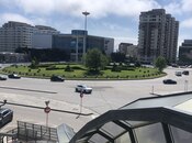 Сдаётся 3-комн. новостройка 130 м², м. Ази Асланов, photo 6 from 8