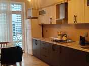 2 otaqlı yeni tikili - 8 Noyabr m. - 90 m²