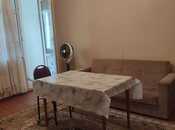 2 otaqlı köhnə tikili - 8 Noyabr m. - 65 m²