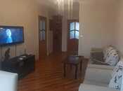 3 otaqlı köhnə tikili - 8 Noyabr m. - 80 m²