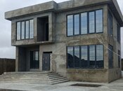 6 otaqlı həyət evi/bağ evi - Türkan q. - 300 m²