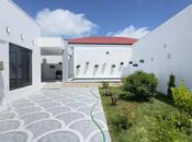 4 otaqlı həyət evi/bağ evi - Şüvəlan q. - 150 m²