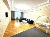 2-комн. новостройка - Насиминский  р. - 105 м²