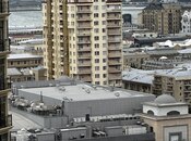 3-комн. новостройка - м. 28 мая - 115 м²