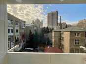 3 otaqlı köhnə tikili - 28 May m. - 81 m²