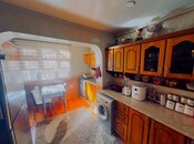 Satılır 4 otaqlı köhnə tikili 110 m², İnşaatçılar m., photo 5 from 8