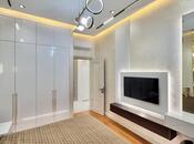2-комн. новостройка - м. 28 мая - 90 м²