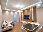 3-комн. новостройка - м. Элмляр Академиясы - 120 м²
