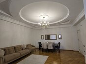 3-комн. новостройка - м. Кара Караев - 122 м²