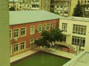 2-комн. вторичка - м. Элмляр Академиясы - 44 м²
