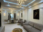 3-комн. новостройка - м. 28 мая - 110 м²