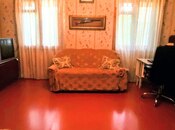 3 otaqlı köhnə tikili - Bakıxanov q. - 75 m²