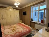 Продаётся 2-комн. вторичка 60 м², м. Ази Асланов, photo 2 from 8