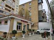 Продаётся 3-комн. вторичка 70 м², м. Иншаатчылар, photo 1 from 8