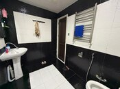Satılır 3 otaqlı köhnə tikili 70 m², Qara Qarayev m., photo 6 from 8