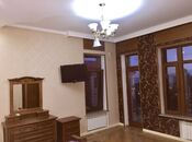 Satılır 5 otaqlı həyət evi/bağ evi 1 000 m², Səbail r., photo 2 from 8