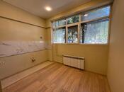 Satılır 2 otaqlı köhnə tikili 60 m², Bakıxanov q., photo 3 from 6