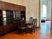 Satılır 5 otaqlı köhnə tikili 135 m², Nəsimi r., photo 1 from 8