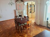 Satılır 4 otaqlı köhnə tikili 125 m², Elmlər Akademiyası m., photo 1 from 8