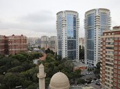 Сдаётся 3-комн. новостройка 125 м², м. Низами, photo 7 from 8
