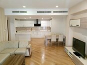 Сдаётся 4-комн. новостройка 220 м², Насиминский  р., photo 1 from 8